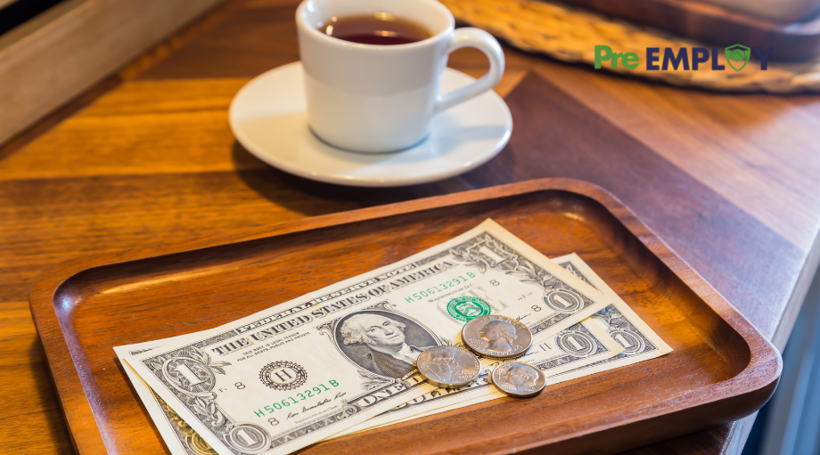 Featured Federal Appeals Court Revives Restaurant Server's Tip Credit Claims